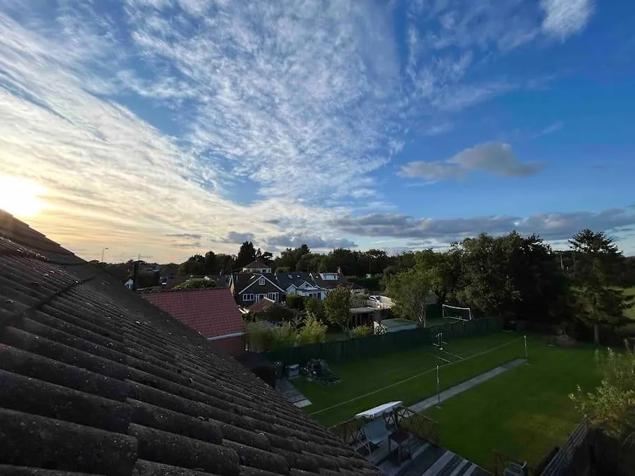 Top Of House Double Room With Free Parking In York Kwatera prywatna